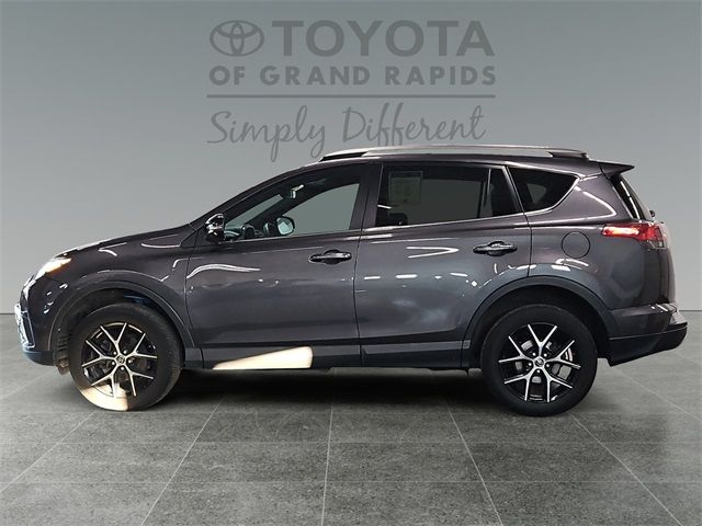 2017 Toyota RAV4 SE