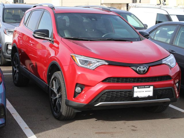 2017 Toyota RAV4 SE