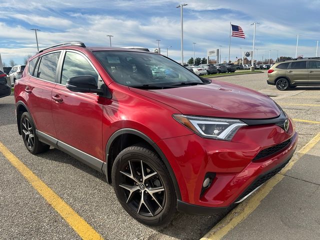 2017 Toyota RAV4 SE