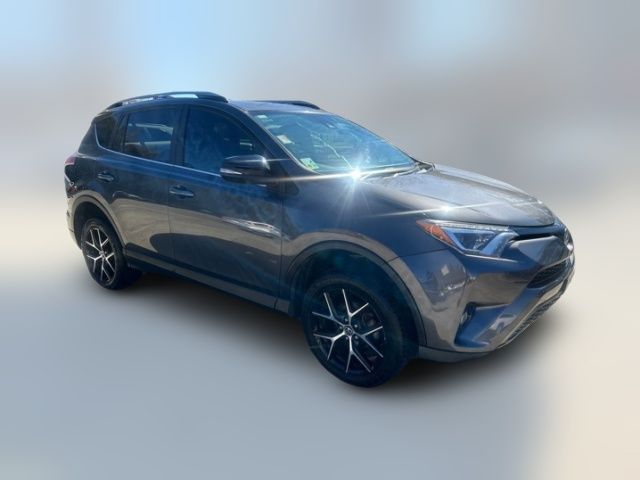 2017 Toyota RAV4 SE
