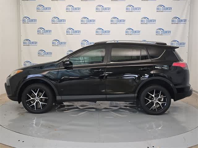 2017 Toyota RAV4 SE