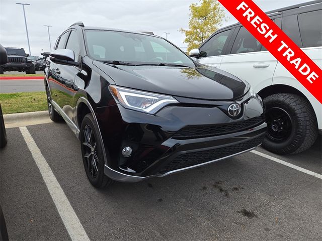 2017 Toyota RAV4 SE