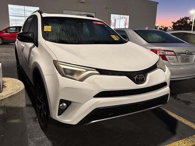 2017 Toyota RAV4 SE