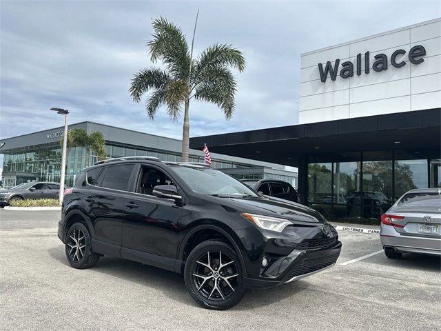 2017 Toyota RAV4 SE