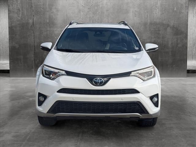 2017 Toyota RAV4 SE