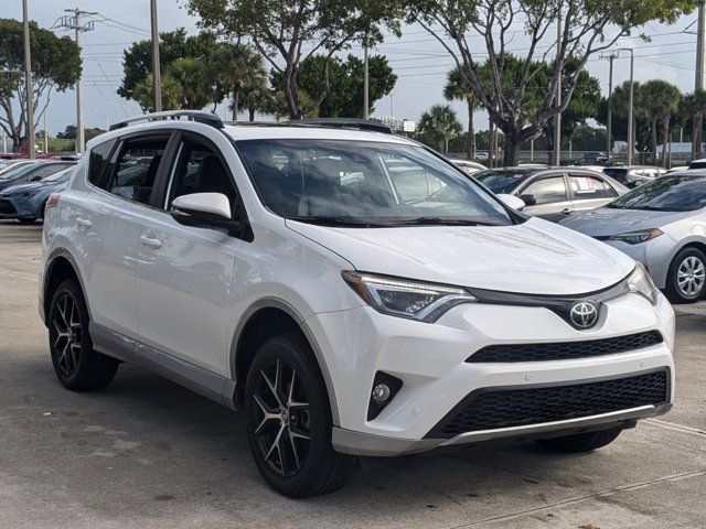 2017 Toyota RAV4 SE