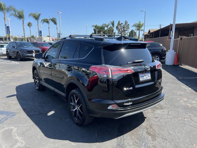 2017 Toyota RAV4 SE