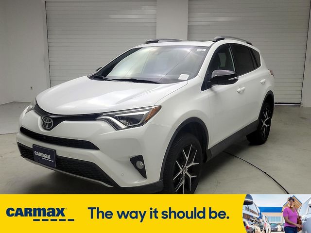 2017 Toyota RAV4 SE