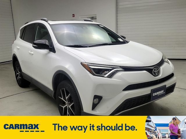 2017 Toyota RAV4 SE