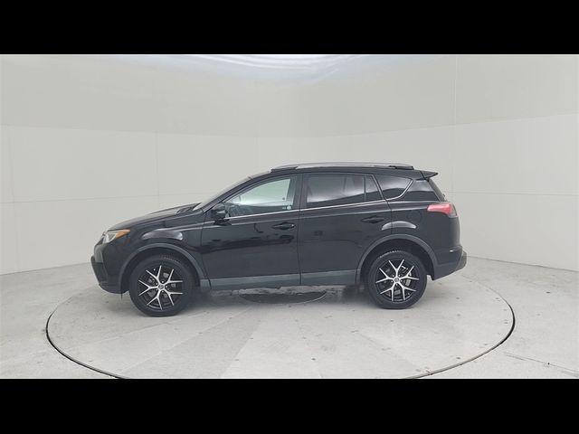 2017 Toyota RAV4 SE