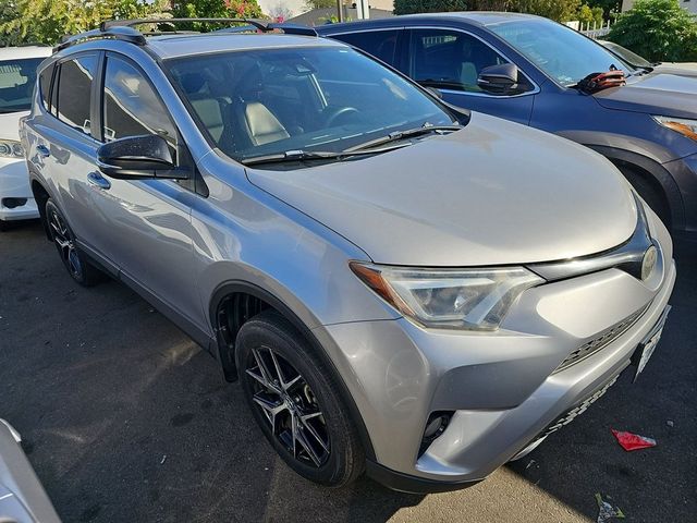 2017 Toyota RAV4 SE