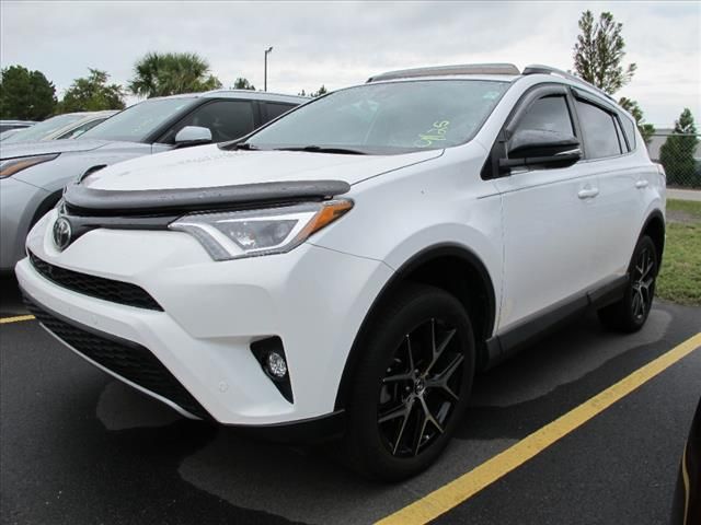 2017 Toyota RAV4 SE