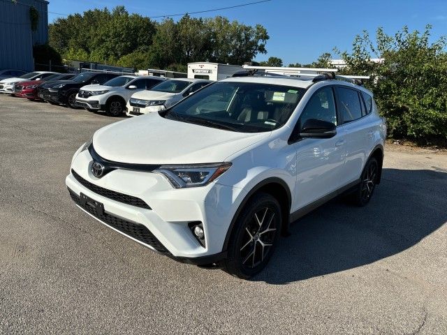 2017 Toyota RAV4 SE