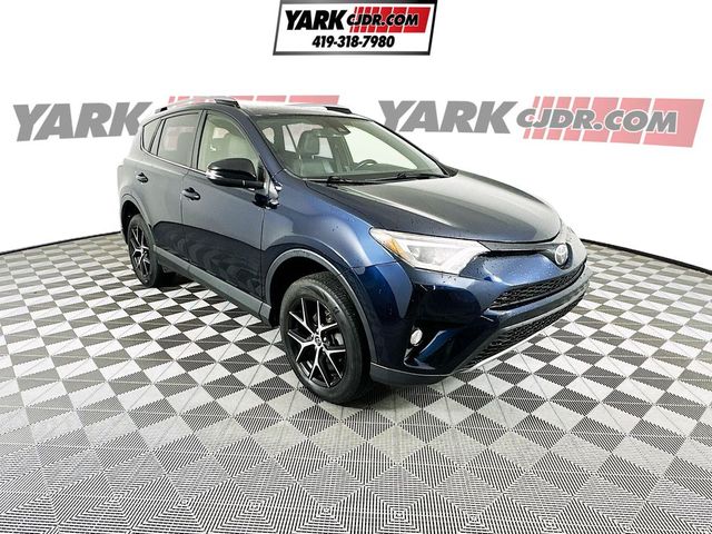 2017 Toyota RAV4 SE