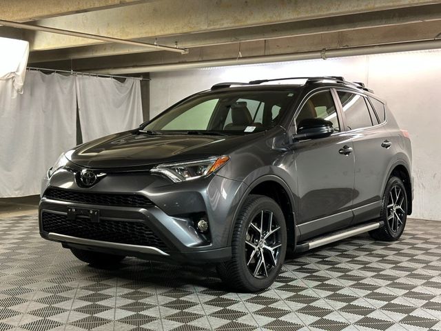 2017 Toyota RAV4 SE