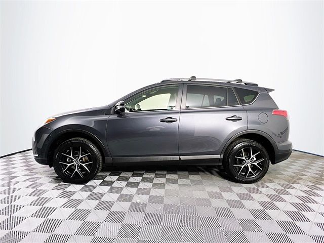 2017 Toyota RAV4 SE