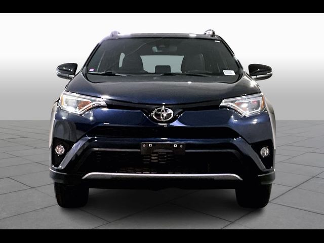 2017 Toyota RAV4 SE