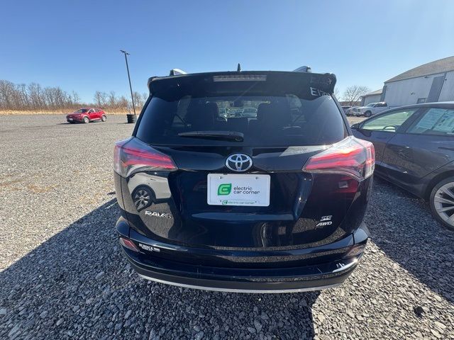2017 Toyota RAV4 SE