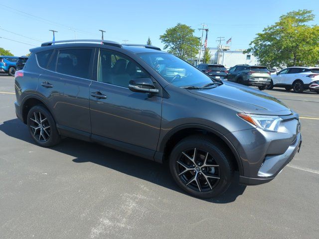 2017 Toyota RAV4 SE