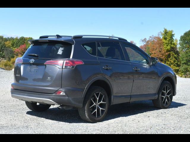 2017 Toyota RAV4 SE