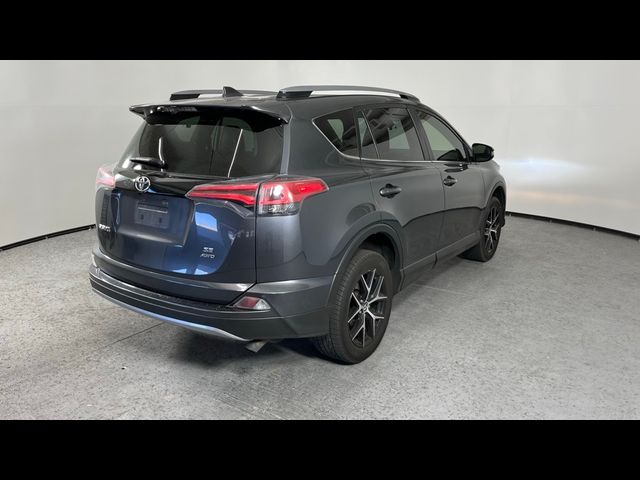 2017 Toyota RAV4 SE