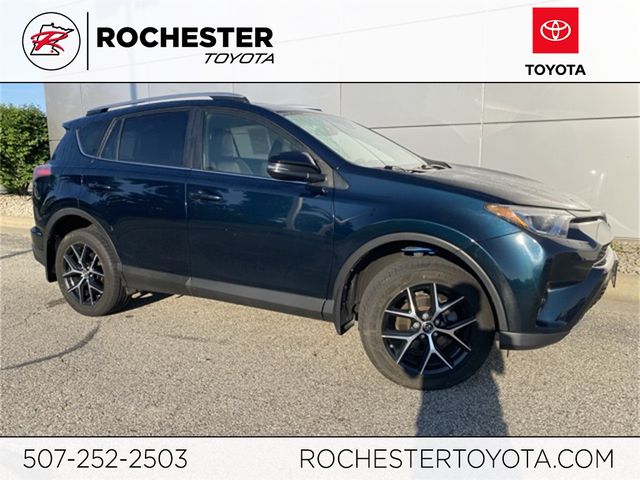 2017 Toyota RAV4 SE