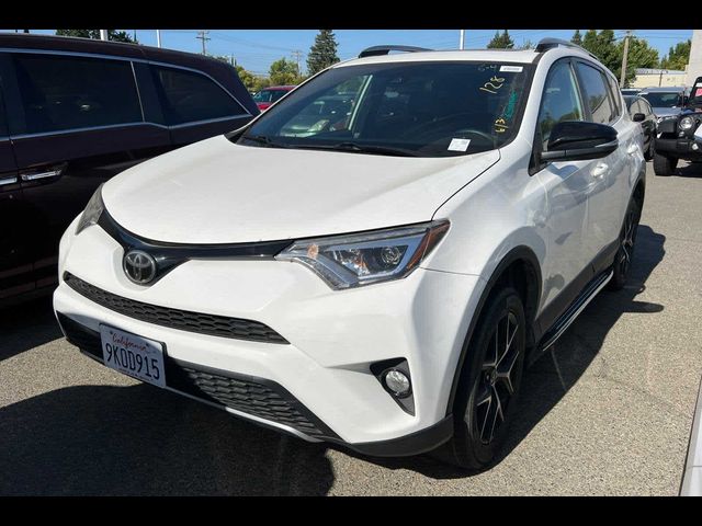 2017 Toyota RAV4 SE