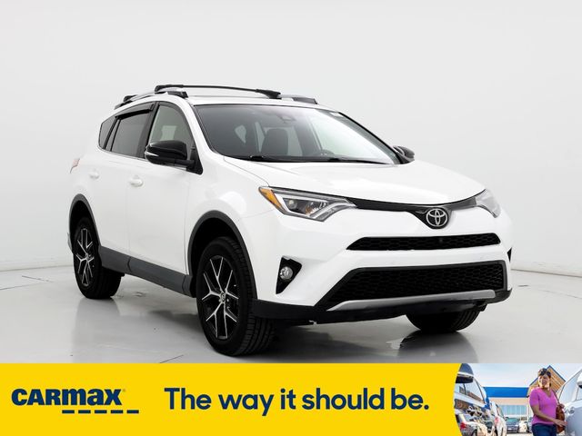 2017 Toyota RAV4 SE