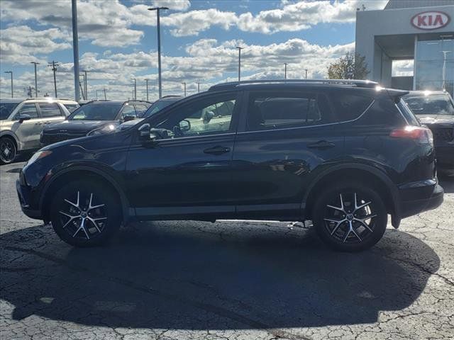 2017 Toyota RAV4 SE