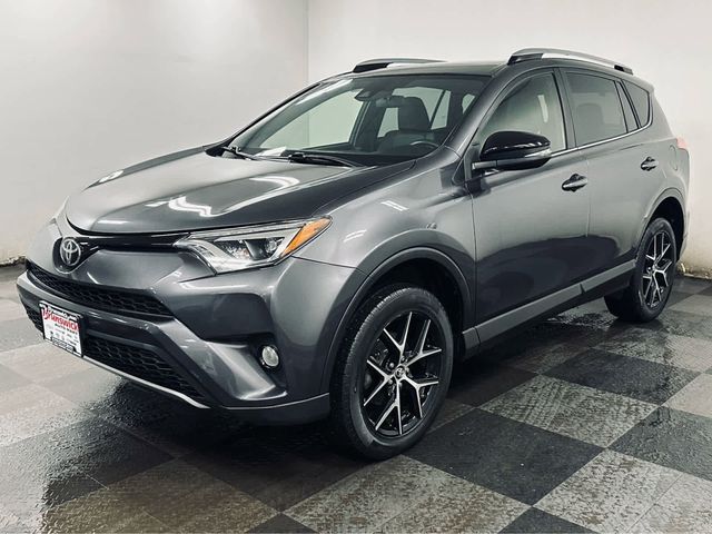 2017 Toyota RAV4 SE