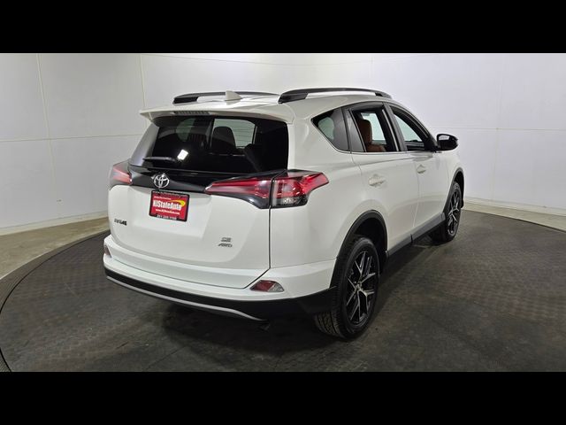 2017 Toyota RAV4 SE