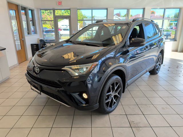 2017 Toyota RAV4 SE