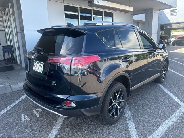 2017 Toyota RAV4 SE