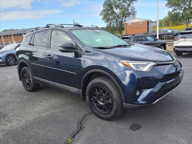 2017 Toyota RAV4 SE