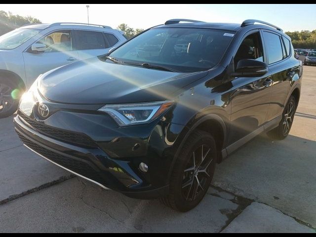 2017 Toyota RAV4 SE