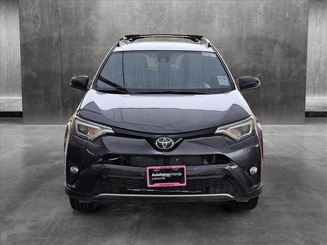 2017 Toyota RAV4 SE