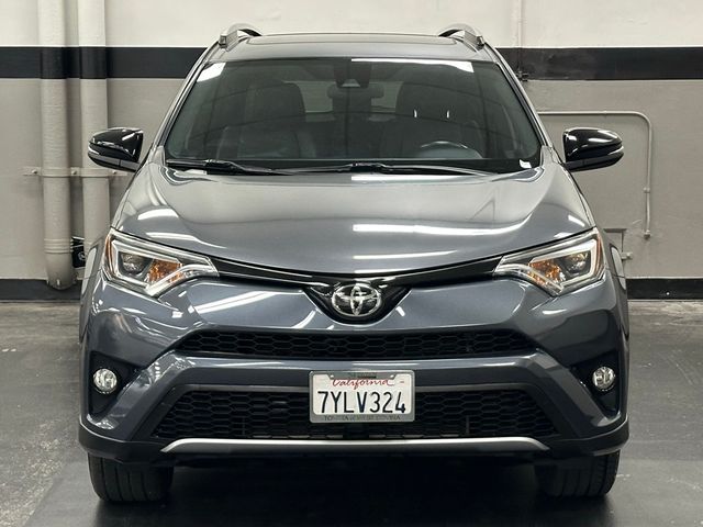 2017 Toyota RAV4 SE