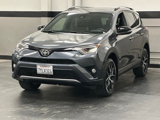 2017 Toyota RAV4 SE