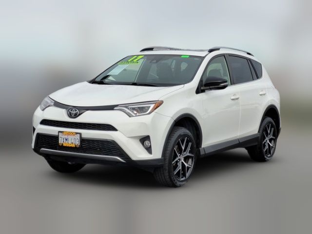 2017 Toyota RAV4 SE