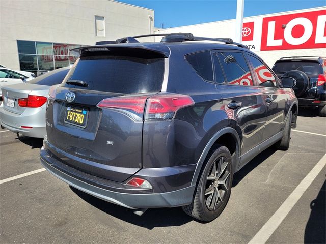 2017 Toyota RAV4 SE