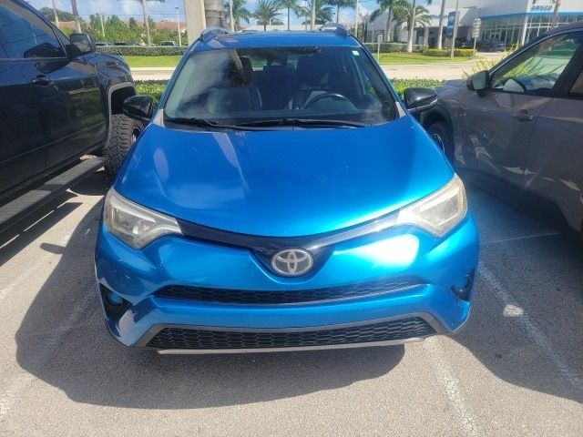 2017 Toyota RAV4 SE