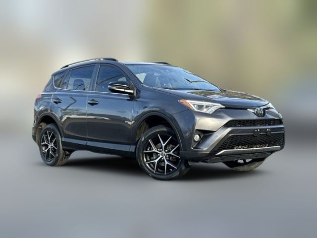 2017 Toyota RAV4 SE