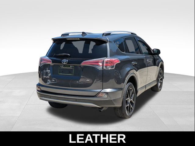 2017 Toyota RAV4 SE