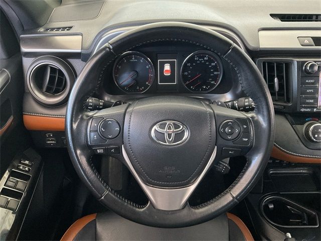 2017 Toyota RAV4 SE