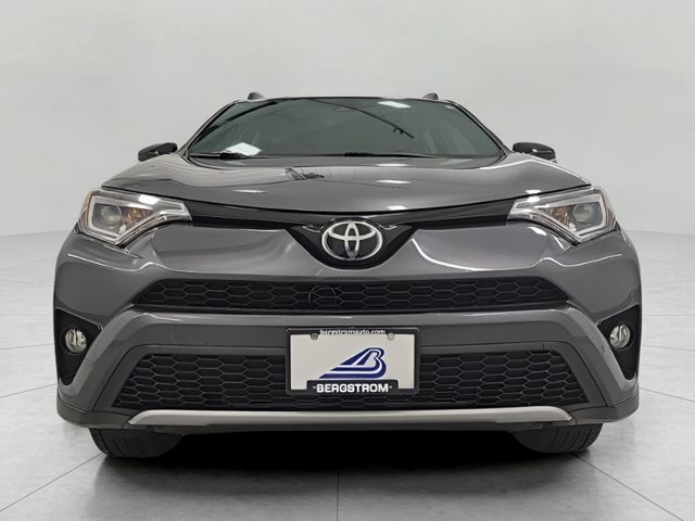 2017 Toyota RAV4 SE