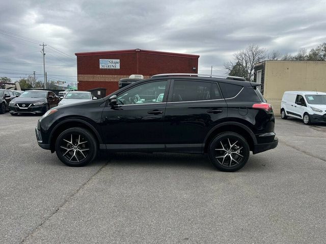 2017 Toyota RAV4 SE