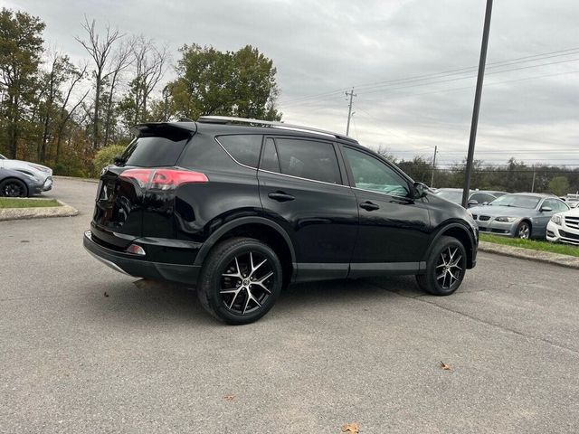 2017 Toyota RAV4 SE