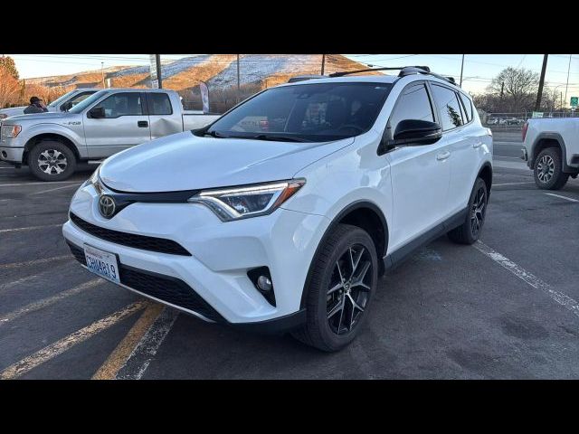 2017 Toyota RAV4 SE