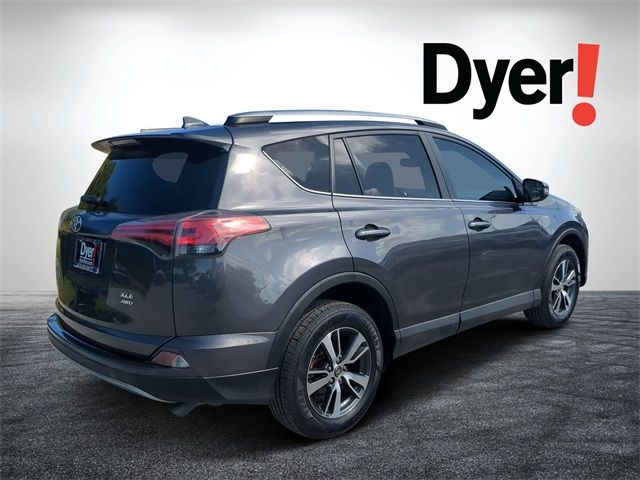 2017 Toyota RAV4 XLE