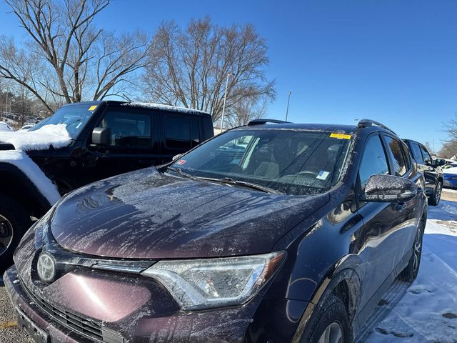 2017 Toyota RAV4 XLE